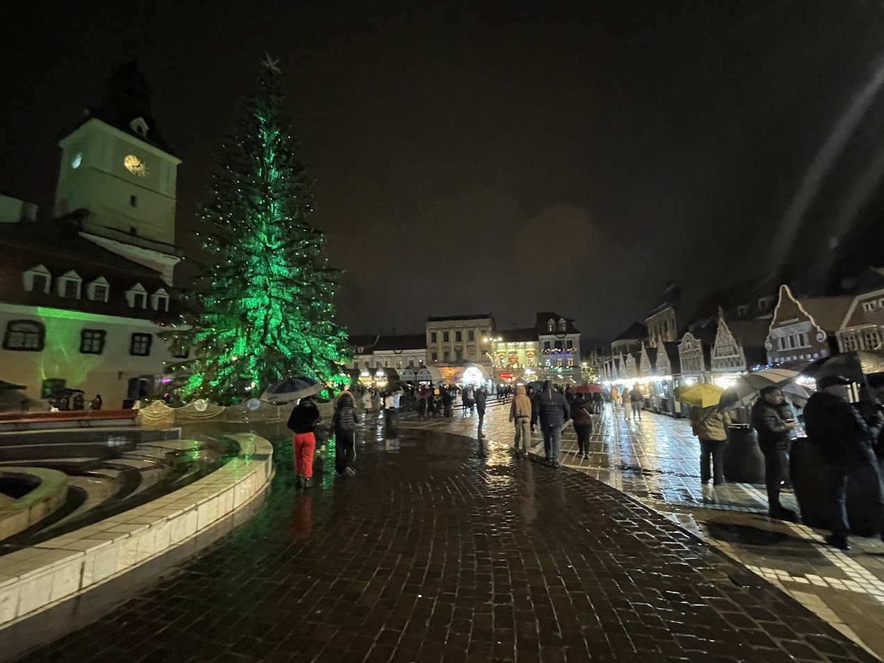 Brassói karácsonyi hangulat és vásár, a Redut szomszédságában.