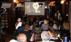 a &quot;közönség&quot;