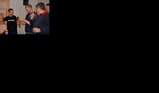 Magyar legény magyar pálinkát adagol - Macedóniában Magyar legény magyar pálinkát adagol - Macedóniában