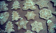 Készülnek a mézeskalácsok