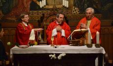 Balról jobbra: Pál László püspöki helynök, Varga János rektor és Vencser László igazgató