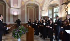 A Cantus Arcis 2015. május 9-én Sankt Pöltenben a Mesterművek az esztergomi Keresztény Múzeumból című tárlat megnyitóján is énekelt