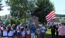 Szoboravatás Szoboravatás