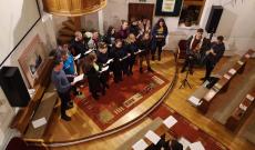 Ifjúsági kóruspróba a templomban