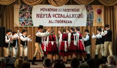 Magyarországi táncok – Kikerics Néptáncegyüttes