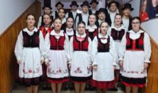 Kikerics Néptáncegyüttes- Segesvár- csoportkép