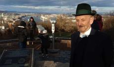 visaiak Budapesten (elöl "Pulyka" Mihály bácsi)