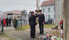 A Pozsonypüspöki Önkéntes Tűzoltó Testület tagjai 