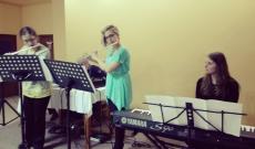 Az estet a kolozsvári Flautino együttes előadása nyitotta Az estet a kolozsvári Flautino együttes előadása nyitotta