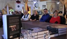 Közönség 2. Közönség 2.