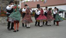 Székely Anna előadása a Komócsa Néptáncegyüttes Székely Anna előadása a Komócsa Néptáncegyüttes