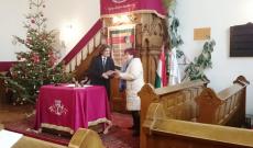 Unitárius találkozó Temesváron - Az oklevél átadása Szász Enikőnek