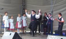 A maradéki Petőfi Sándor Magyar Művelődési Egyesület &quot;Sarkantyús&quot; néptánccsoportja.