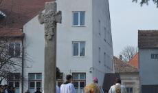 Kőkereszt áldása Kőkereszt áldása