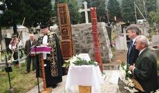 A választott végső nyughely előtt A választott végső nyughely előtt