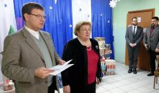 Mikulyák László rahói esperes és Vajda Sándorné Budapest V. kerületi képviselőasszony