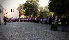 Tanévnyitó a medgyesi magyar iskolában Tanévnyitó a medgyesi magyar iskolában