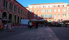 Három Petőfi ösztöndíjas Split városában, a rendezvény előtt split