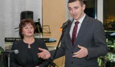 Ivan Penava polgármester köszöntőbeszédét tartja vukovár