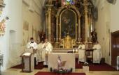 Az ausztriai magyar és magyarul beszélő katolikus papok szokásos évi találkozójuk második napján Szombathelyen a Szent Márton-templomban mutattak be szentmisét Veres András püspökkel együtt