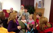 Az Adolf Kolping gyermekotthon bentlakói is szépen szavaltak, énekeltek.