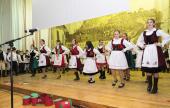Március 15-i ünnepség - kőhalmi és rákosi tanulók közös tánca