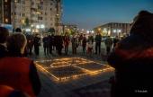 A Diakónia logója gyertyákból kirakva A Diakónia logója gyertyákból kirakva