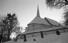 Az énlakai unitárius templomnál, télen - Rollei RPX 400