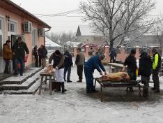 A sertések bontása