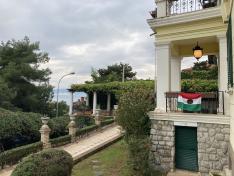 Anna villa udvara