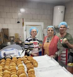 A helyiek tapasztalata elengedhetetlen volt a fánkok tökéletes elkészítésében