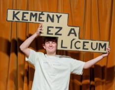 Kálmán és a Főcím