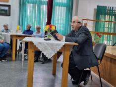 Benefi Sándor nyugalmazott református lelkipásztor, közös áhítatot tart.