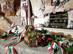 Esterházy János sírja az alsóbodoki kegyhely altemplomában
