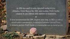 Cserkészgulyás élő muzsikával a Petőfi-tanyán
