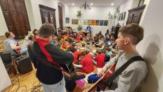 A Mikulás a nagybányai gitároktatáson