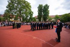 Ballagók_udvar