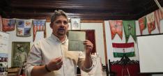 Tóth Péter a bori notesz hiteles másolatával