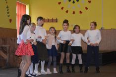 Vízaknai Sóvirágok Néptánccsoport bemutatója - lányok tánca