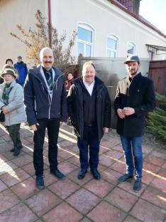  Kondor Péter és Adorjáni Dezső Zoltán püspök urak Hankó Szilamér lelkésszel