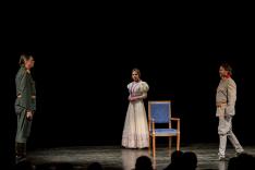 XII. Ars HUNGARICA Fesztivál - 5. nap - Udvari Kamaraszínház: Halottak napjától Virágvasárnapig című előadása a Gong Színházban