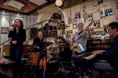 XII. Ars HUNGARICA Fesztivál - 6. nap - Kozma Orsi Quartet koncertje az Átrium Classic Caféban 