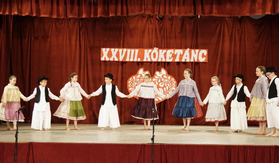 Tiszakálmánfalviak a  XXIII. Kőketánc vetélkedőn