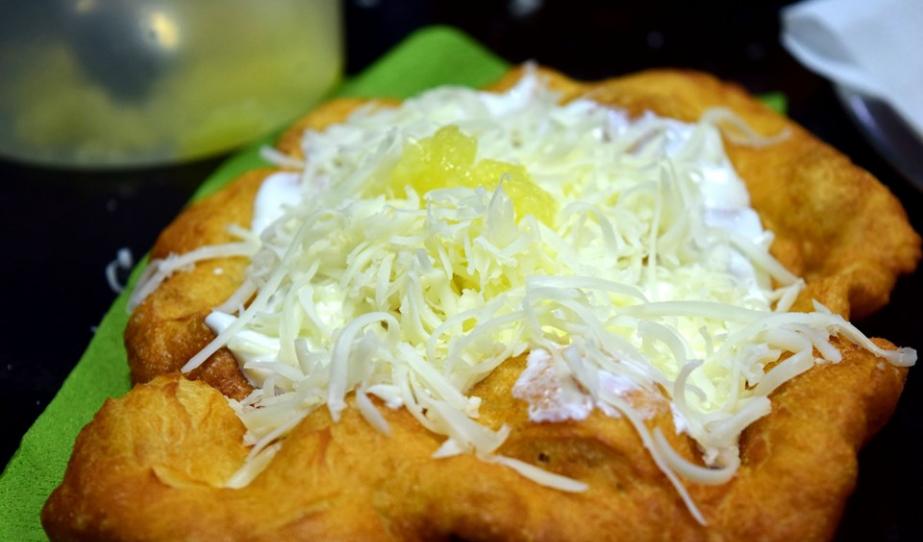 Lángossütés és játékest