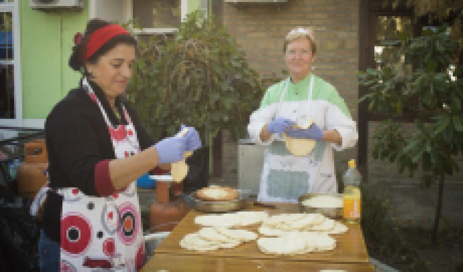 Készül a lángos