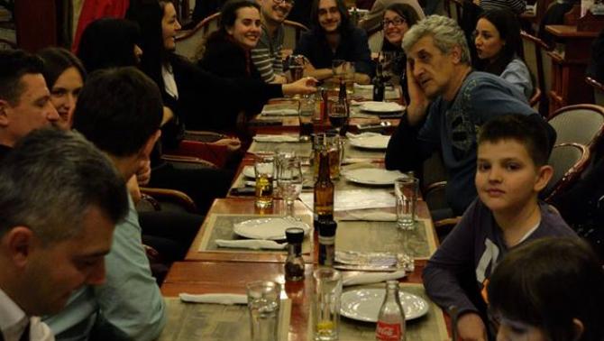 A Macedóniai Magyarok Teleház Szervezete "megszállta" a Pelister éttermet
