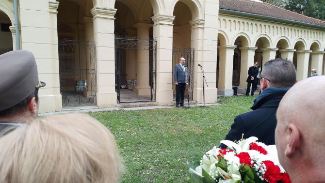 Megemlékezés Pozsonyban, Kolek Zsolt főszerkesztő mondja az emlékbeszédet