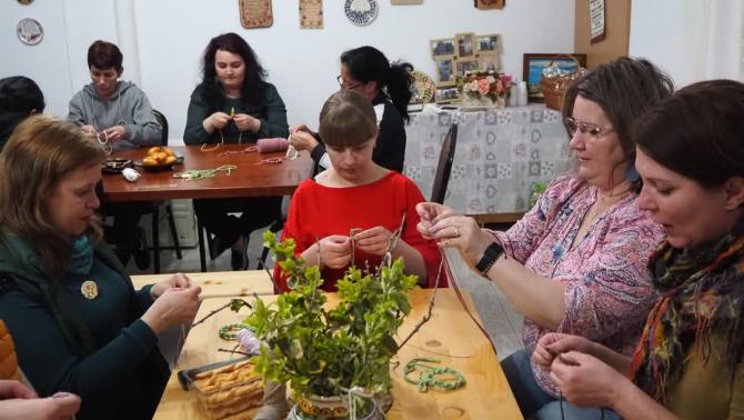 Küküllőalmási nőszövetség alkotódélutánja
