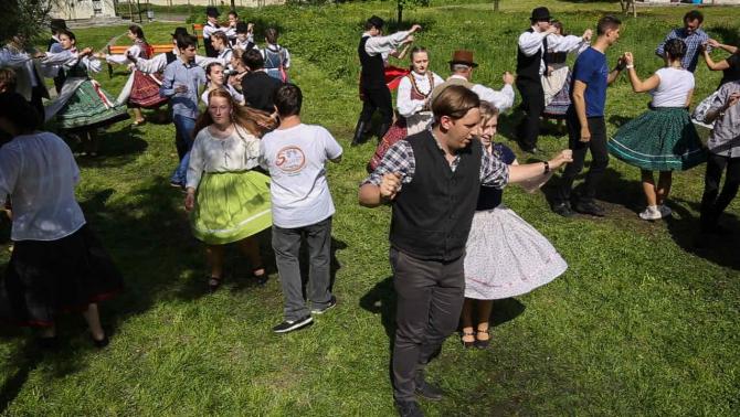 Szigeten élünk Szigeten élünk