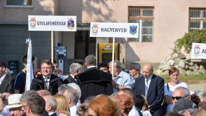 Gyulafehérvári képviselet,Dr. Gudor Kund Botond  gyulafehérvári történész, református lelkész, esperes, a Fehér megyei szórvány kutatója